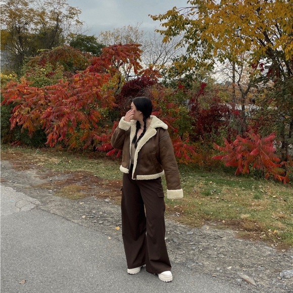 Faux leather jacket with fur trim - Picture 2 of 5